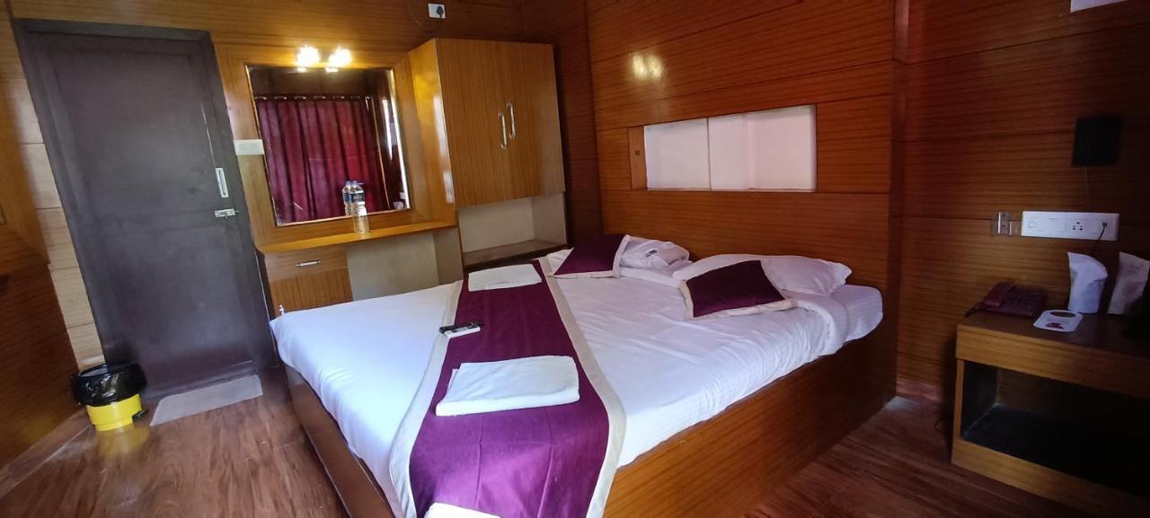 Coral Garden Resort Ram Nagar エクステリア 写真